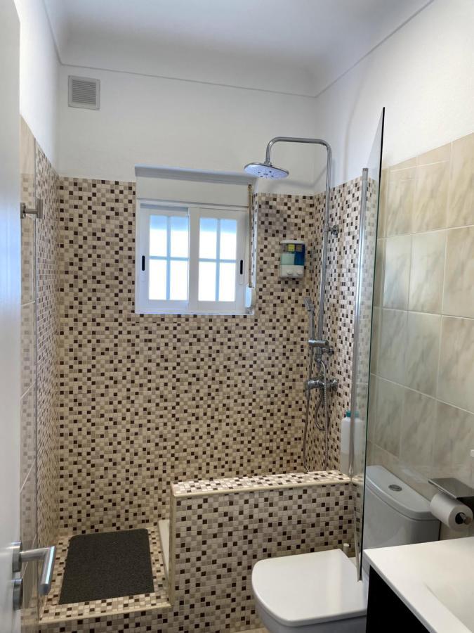 Lovely Apartment, 4 Min Best Beaches, Near Lisbon Centre Charneca  Exterior photo